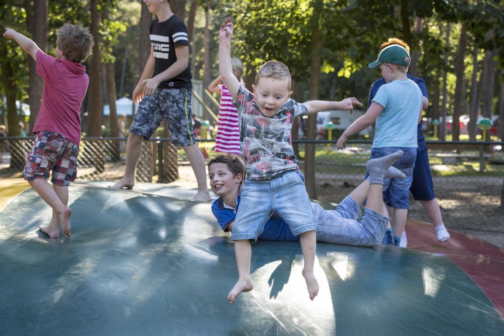 Oostappen Vakantiepark Arnhem Bv Luaran gambar
