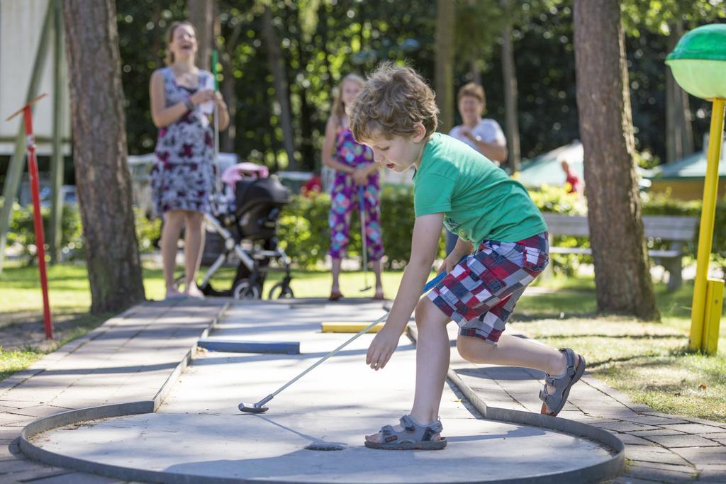 Oostappen Vakantiepark Arnhem Bv Luaran gambar