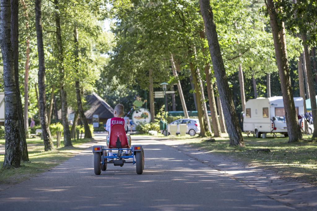 Oostappen Vakantiepark Arnhem Bv Luaran gambar