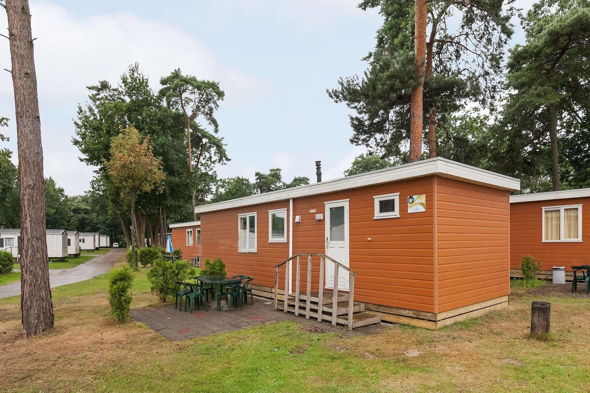 Oostappen Vakantiepark Arnhem Bv Luaran gambar